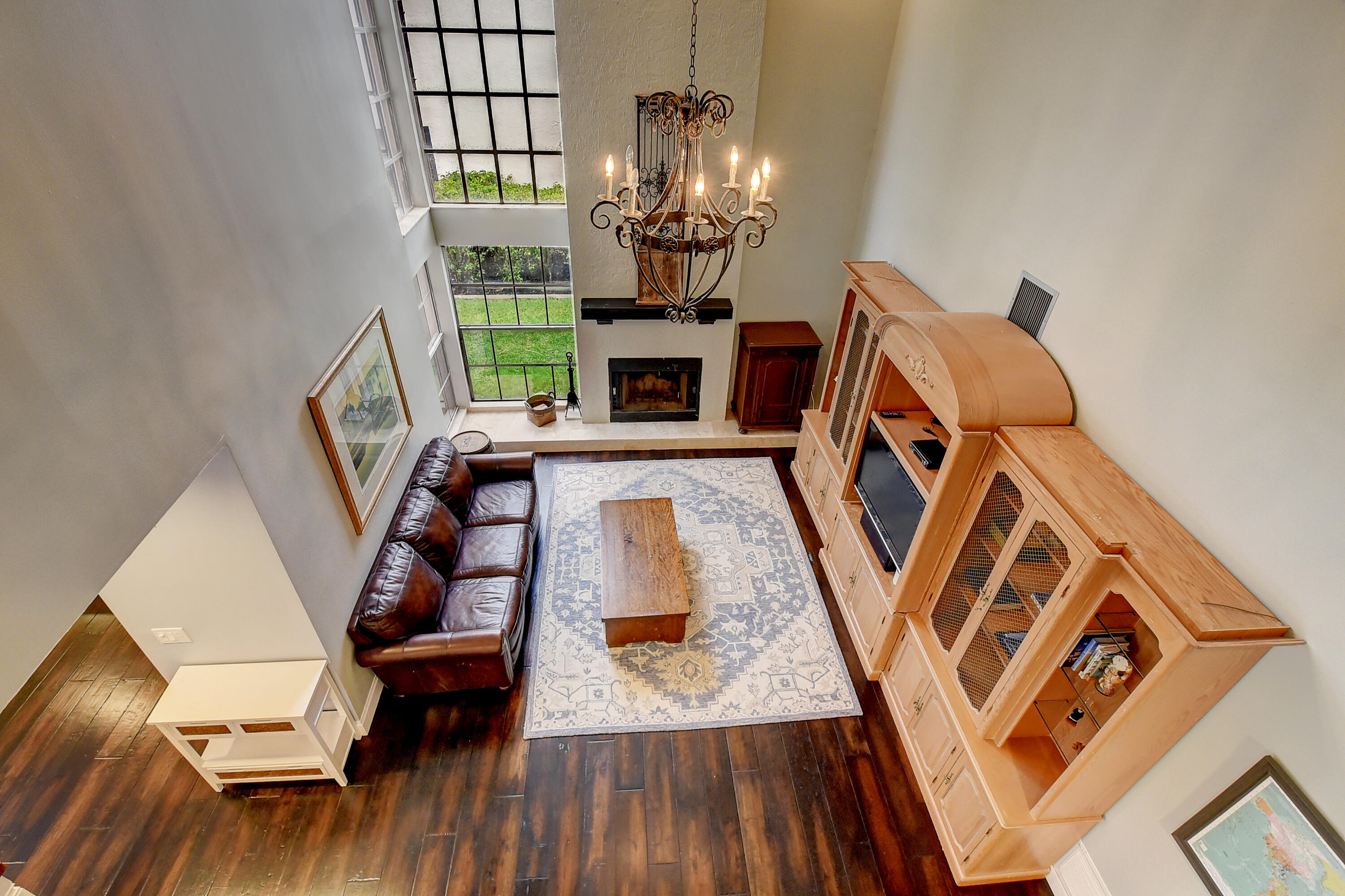 1990 Parkside Circle South Boca Raton, FL 33486 - Photo 21 of 45 High Celings