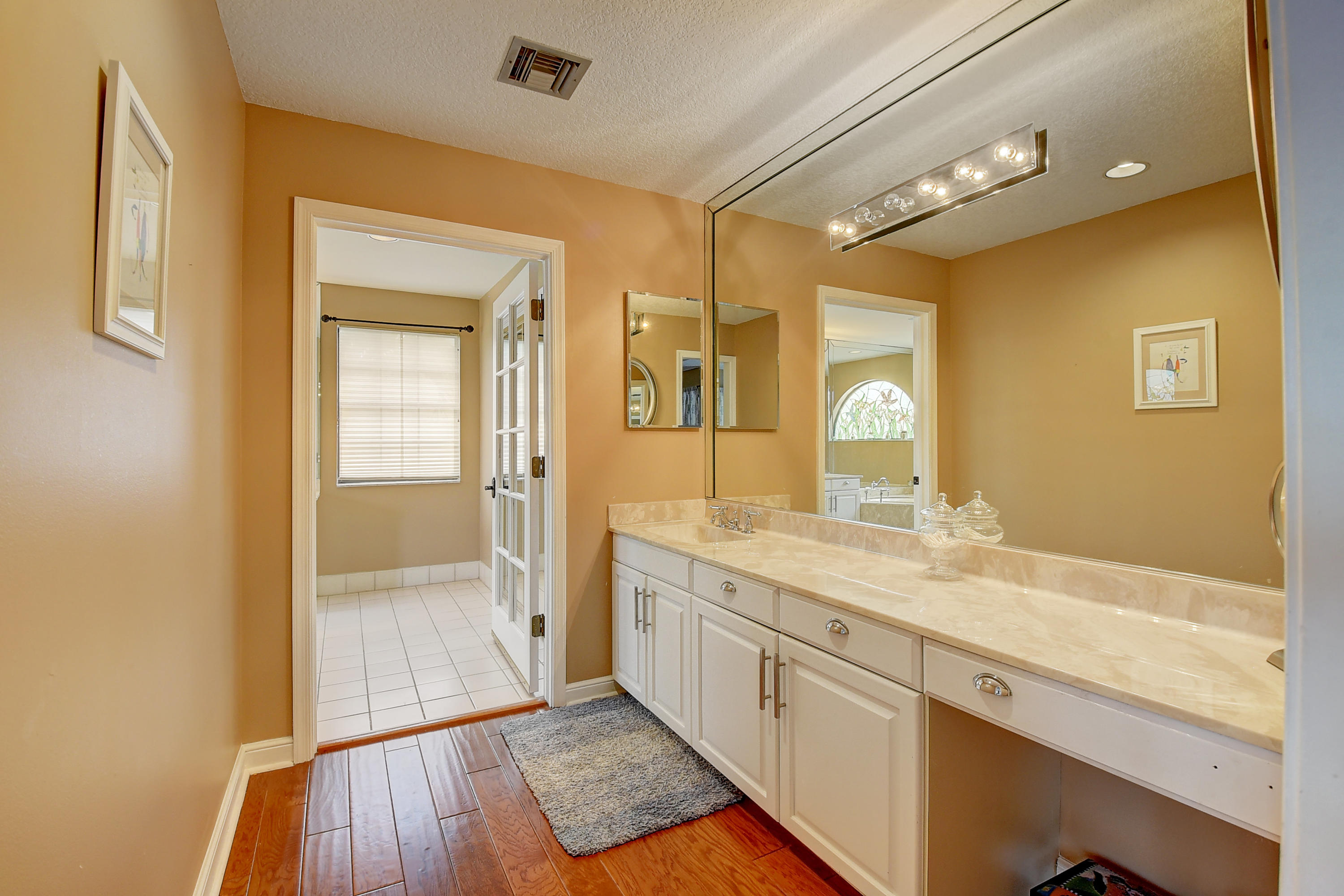 1990 Parkside Circle South Boca Raton, FL 33486 - Photo 27 of 45 Large Master Bathroom