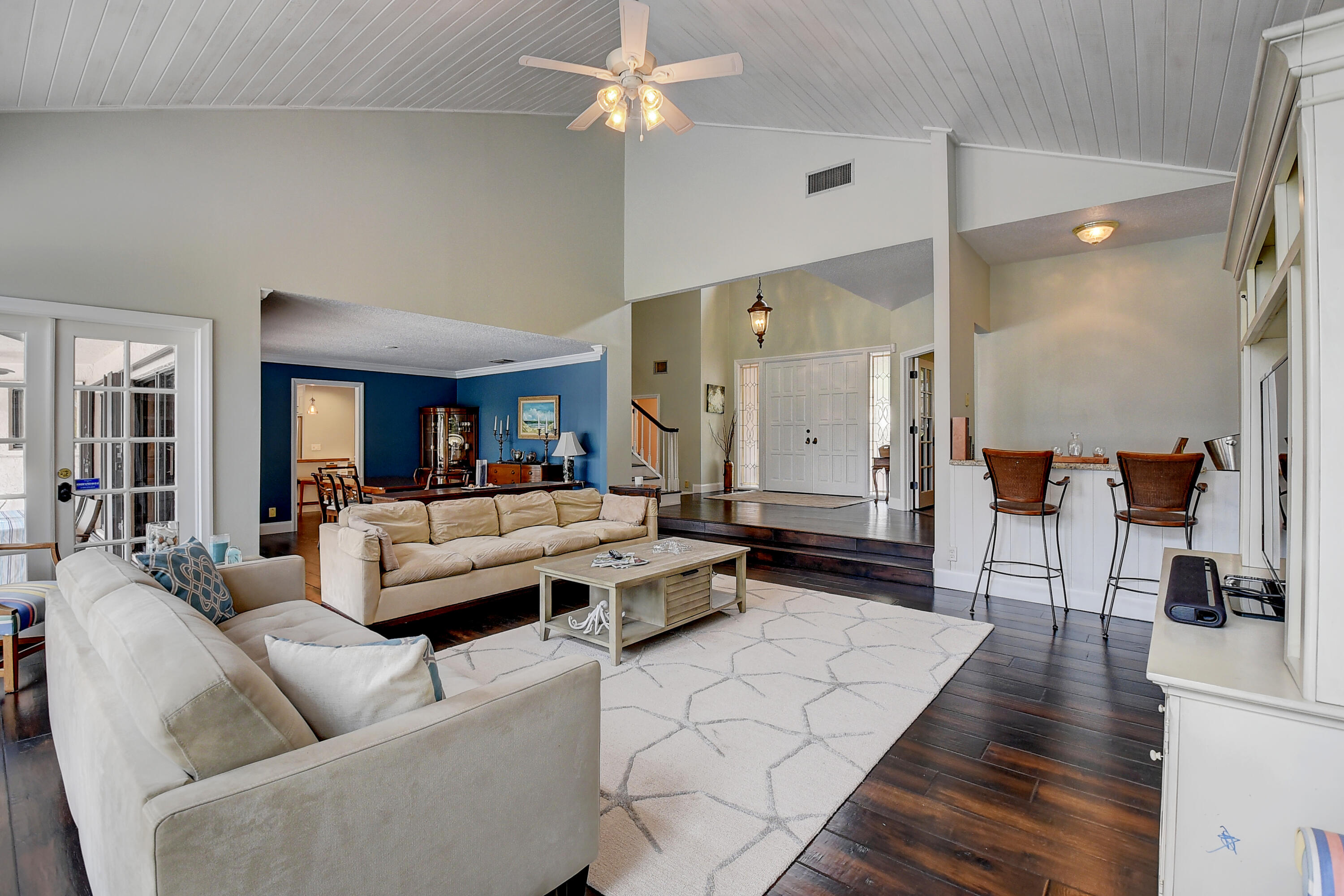 1990 Parkside Circle South Boca Raton, FL 33486 - Photo 8 of 45 Open Space for Entertaining