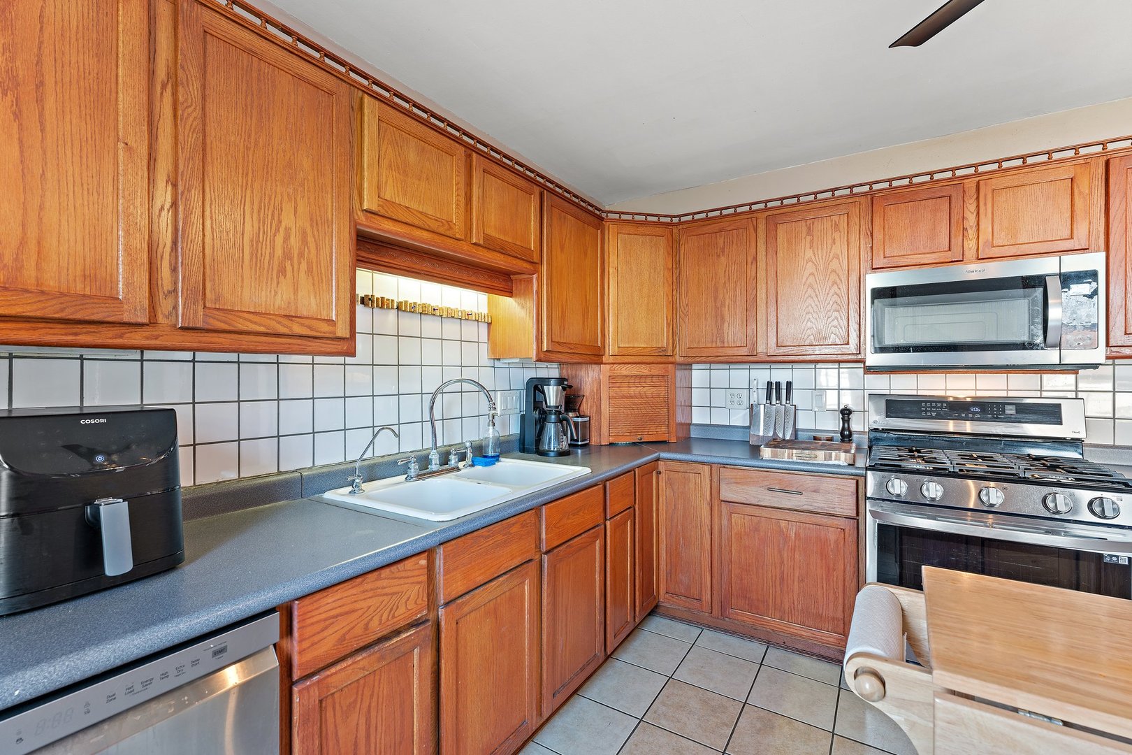 508 Kenyon Avenue Romeoville, IL 60446 - Photo 7 of 17 Gallery Image 7