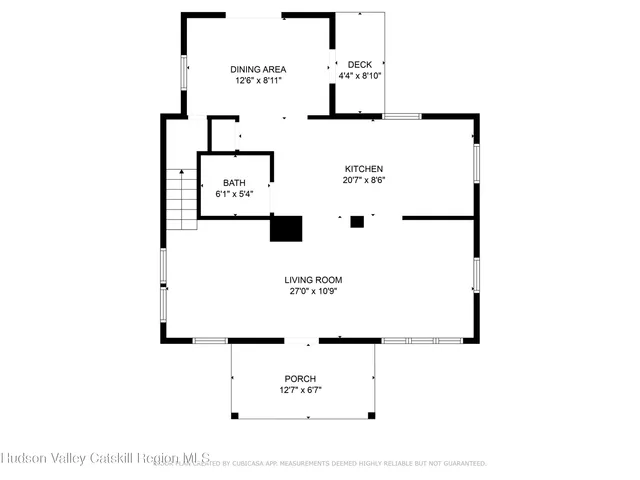 a picture of a wall with white and white walls