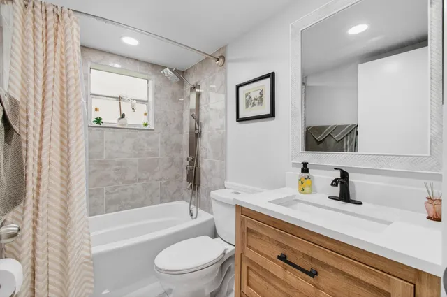 $1,925 | 826 Normandy Trail, Delray Beach, FL 33484