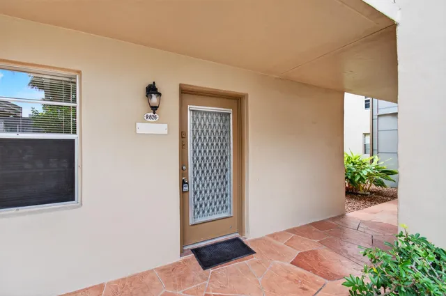 $1,925 | 826 Normandy Trail, Delray Beach, FL 33484