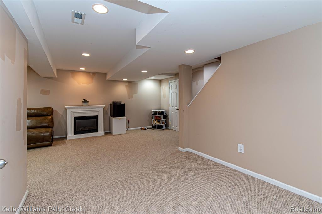 41544 Mitchell Road Novi, MI 48377 - Photo 38 of 43