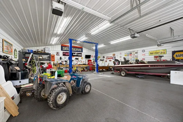 $599,900 | 151 Hack Dyer Lane, Bloomington Springs, TN 38545