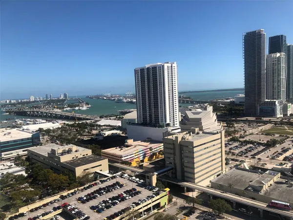 $3,750 | 1600 Northeast 1st Avenue, Unit 2607, Miami, FL 33132