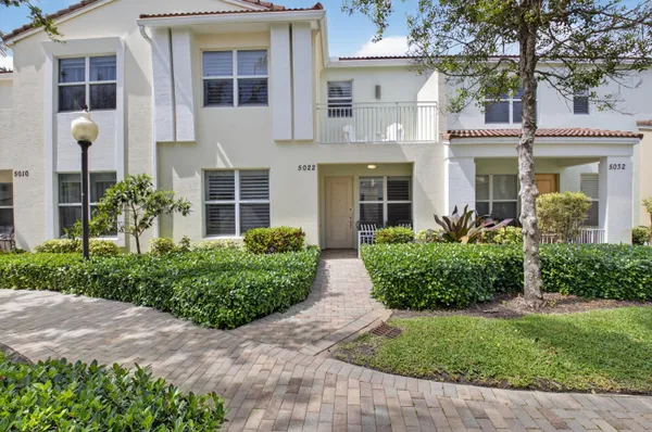 $4,800 | 5022 Northwest 16th Way, Boca Raton, FL 33431