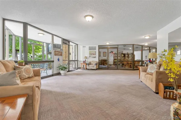 $1,935 | 13601 East Marina Drive, Unit 304, Aurora, CO 80014