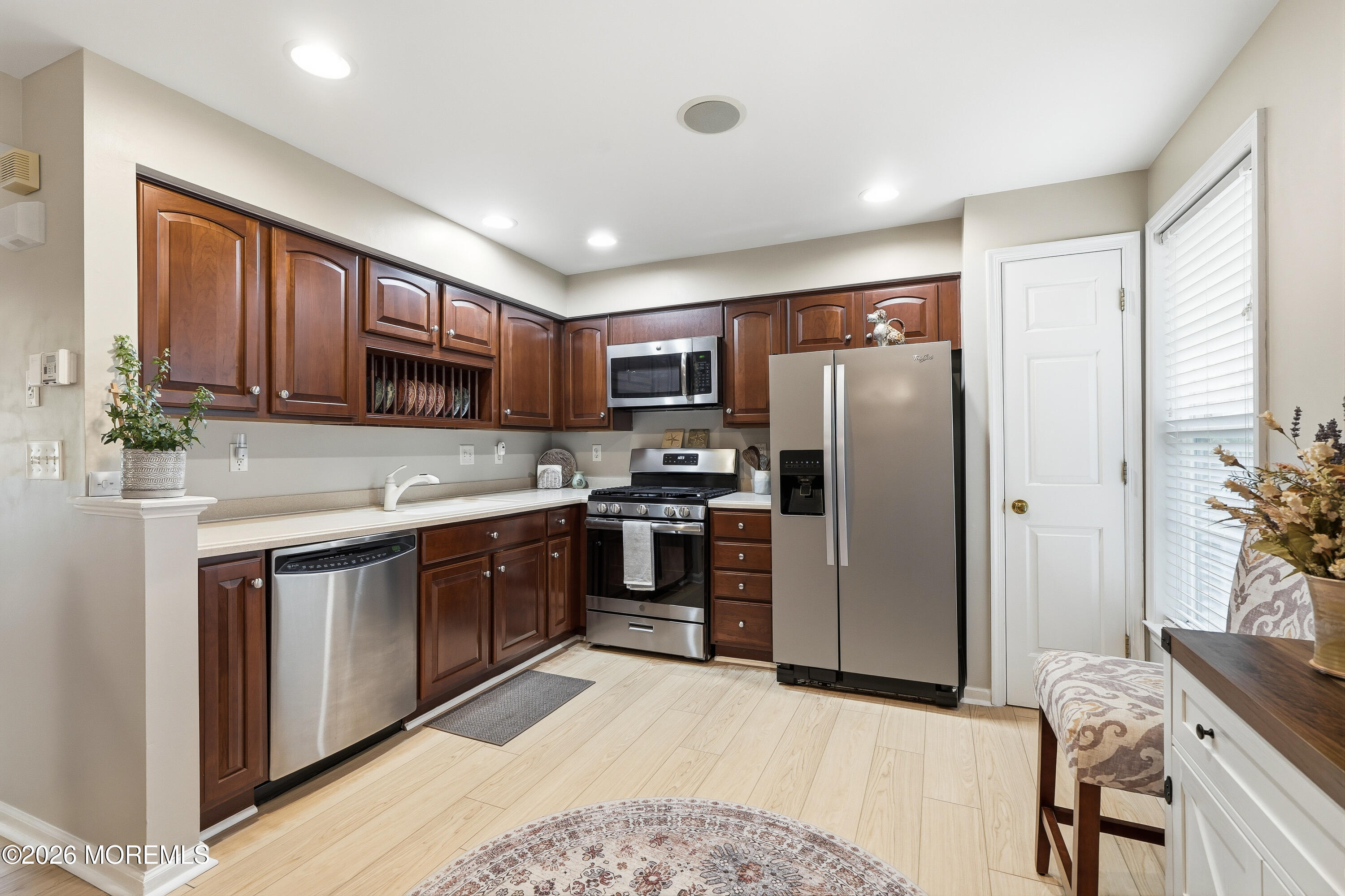 69 Saxton Road Farmingdale, NJ 07727 - Photo 13 of 53 013