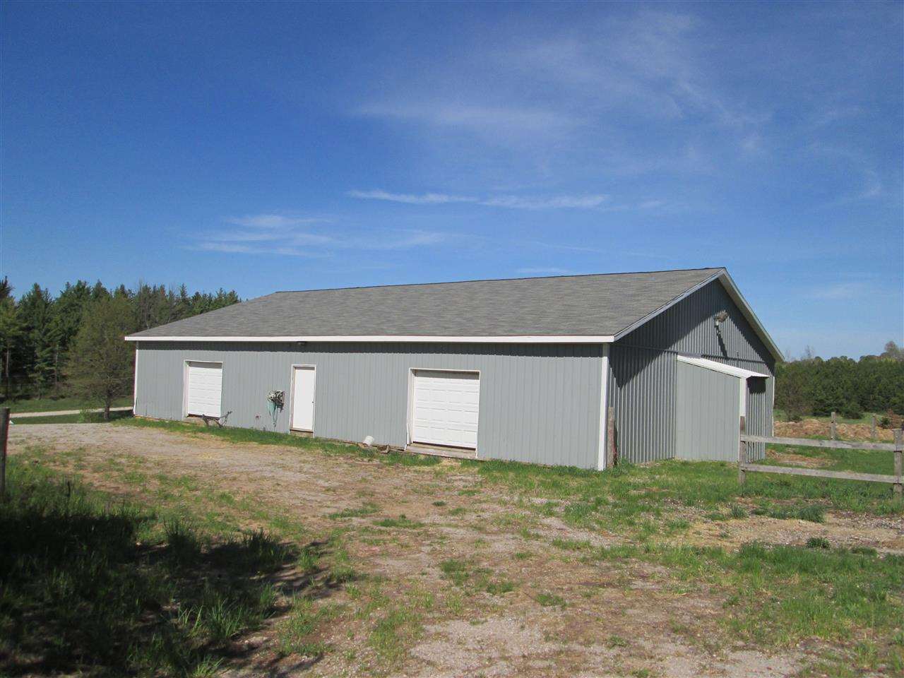 1300 Tyler Road Southeast Kalkaska, MI 49646 - Photo 17 of 63 1785022-16.JPG