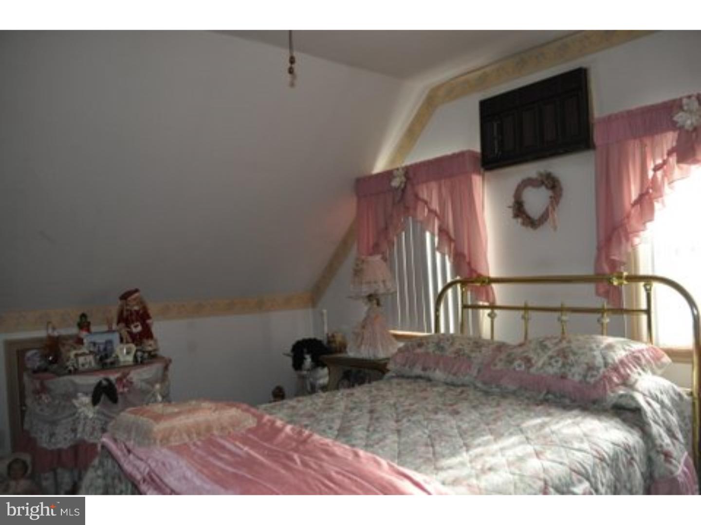 9303 Annapolis Road Philadelphia, PA 19114 - Photo 19 of 25 Gallery Image 19