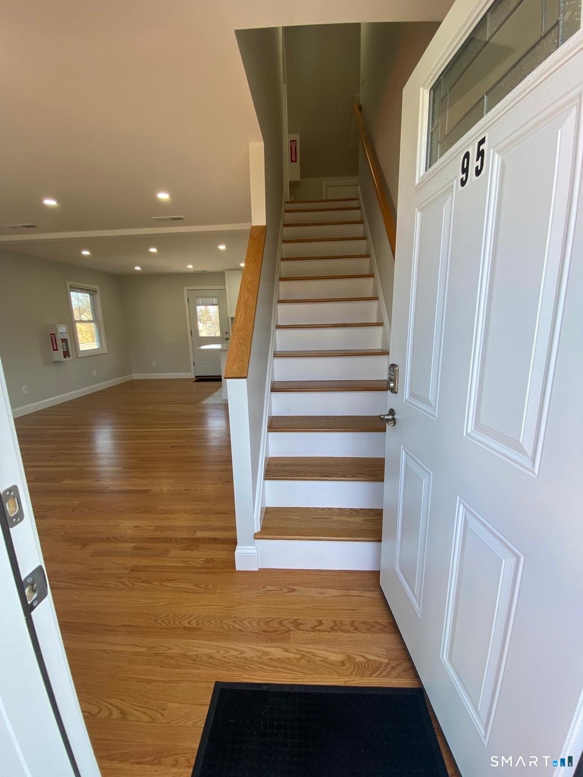 95 Marcel Street Bridgeport, CT 06606 - Photo 11 of 25