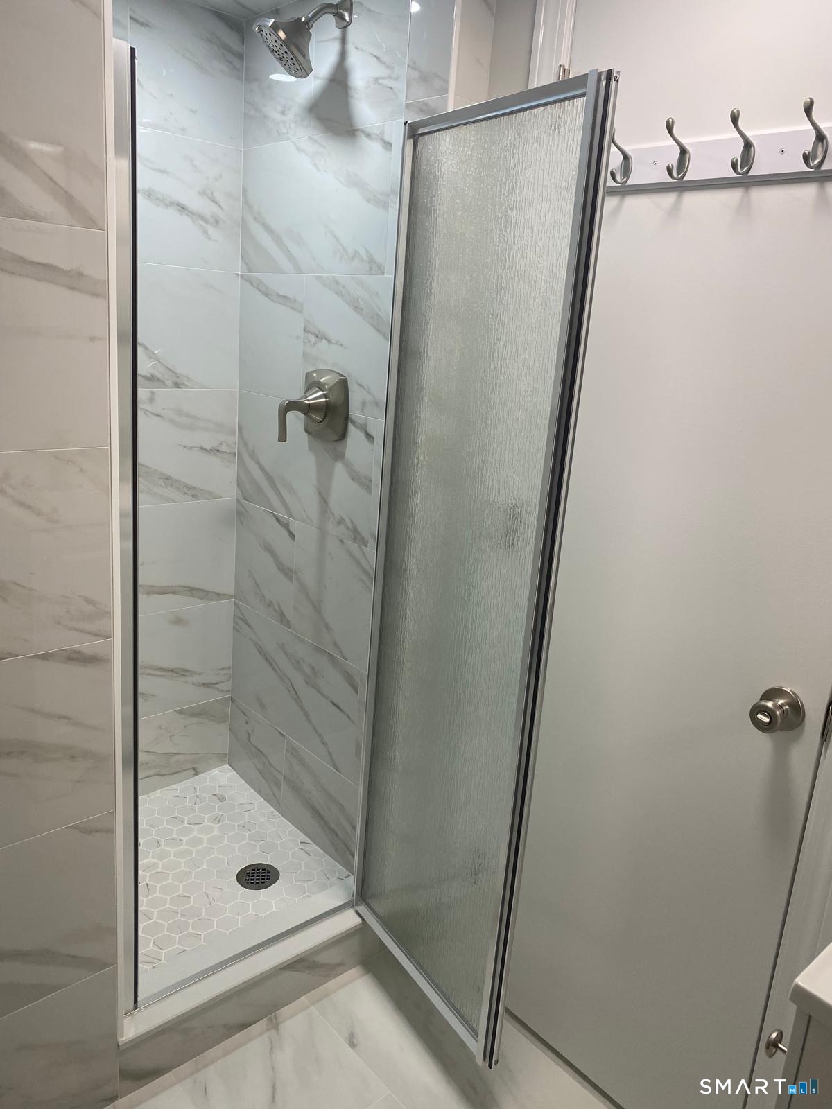 95 Marcel Street Bridgeport, CT 06606 - Photo 17 of 25