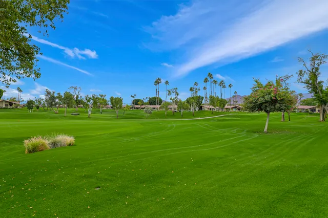 $929,000 | 148 Deer Spring Way, Palm Desert, CA 92211