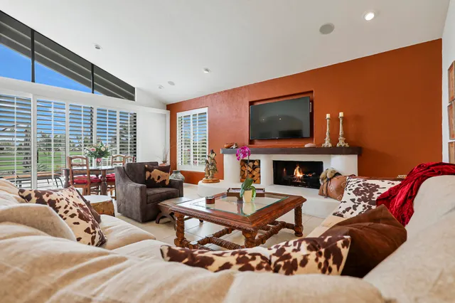 $929,000 | 148 Deer Spring Way, Palm Desert, CA 92211