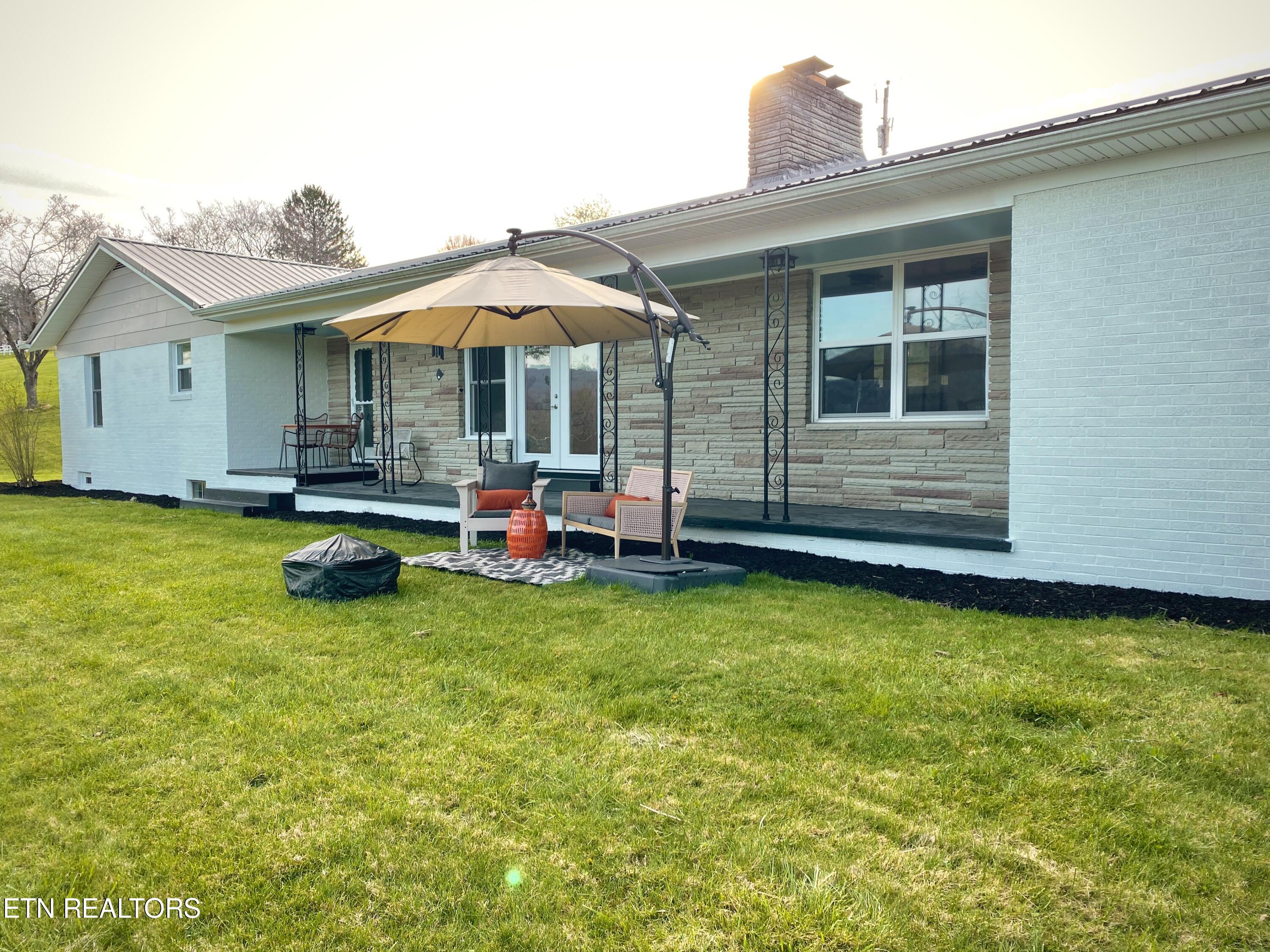 187 Oxford Circle Harrogate, TN 37752 - Photo 3 of 25 IMG_9944