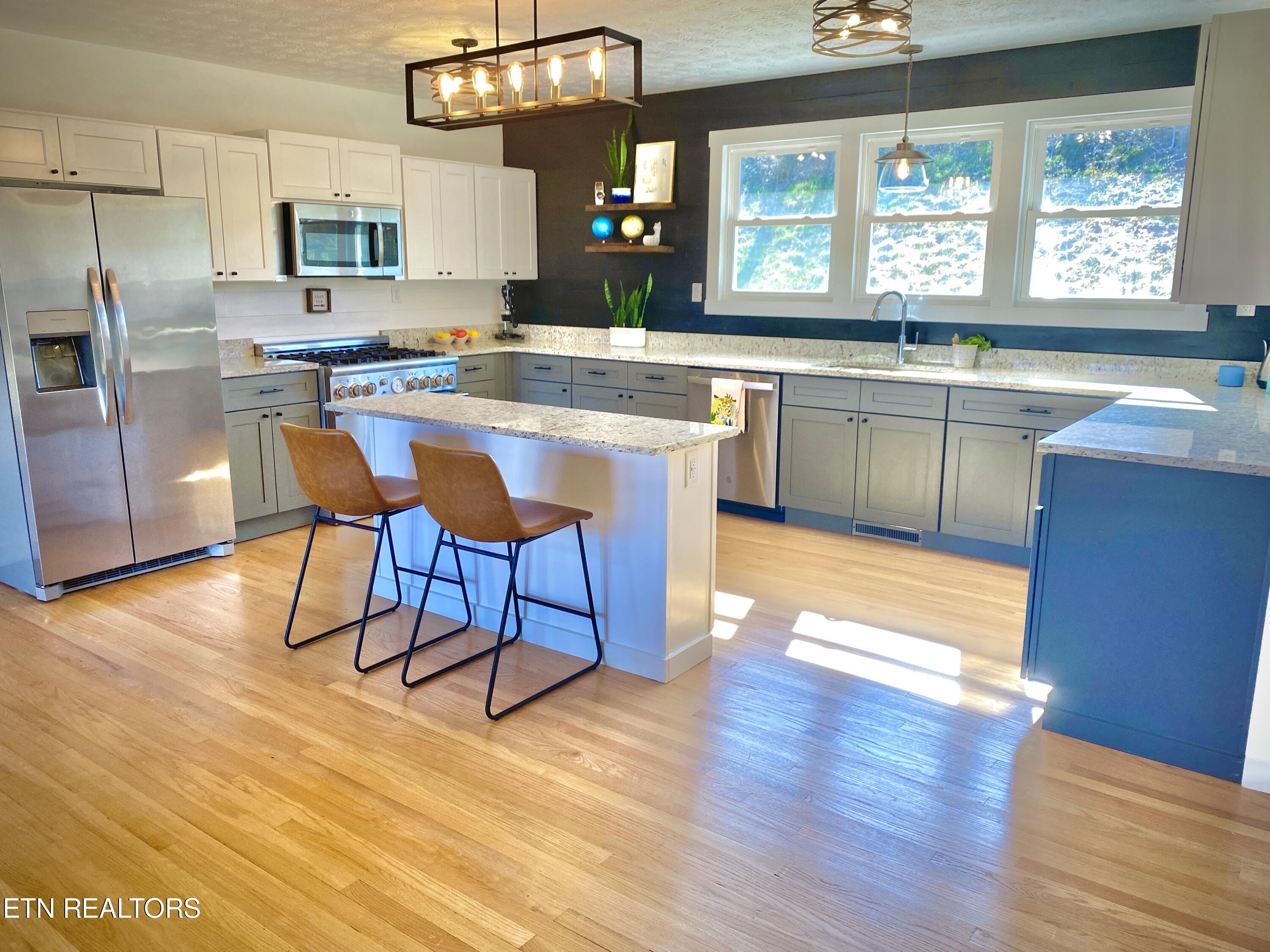 187 Oxford Circle Harrogate, TN 37752 - Photo 7 of 25 2