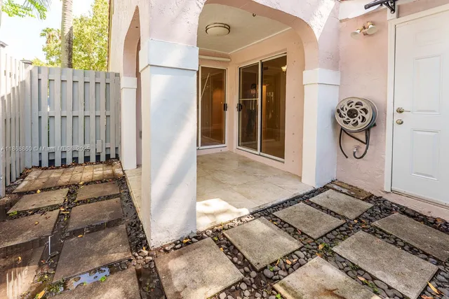 $499,000 | 1462 Springside Drive, Weston, FL 33326