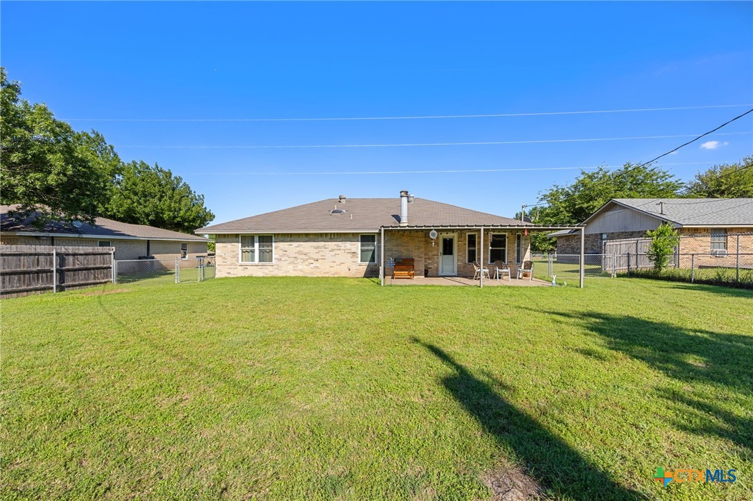 232 Thompson Circle Lorena, TX 76655 - Photo 30 of 35 Backyard