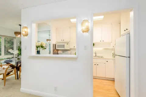 $598,000 | 904 Peninsula Avenue, Unit 307, San Mateo, CA 94401