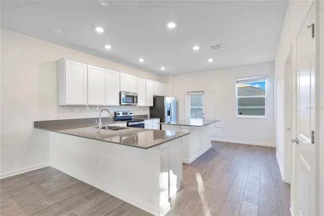 $2,650 | 15657 Water Spring Boulevard, Winter Garden, FL 34787