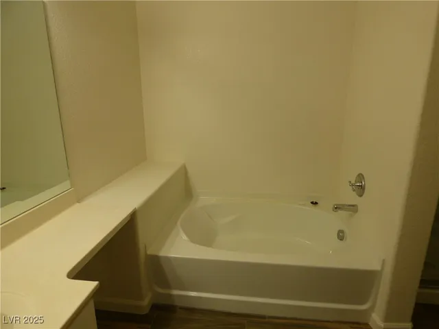 $225,000 | 5751 East Hacienda Avenue, Unit 137, Las Vegas, NV 89122