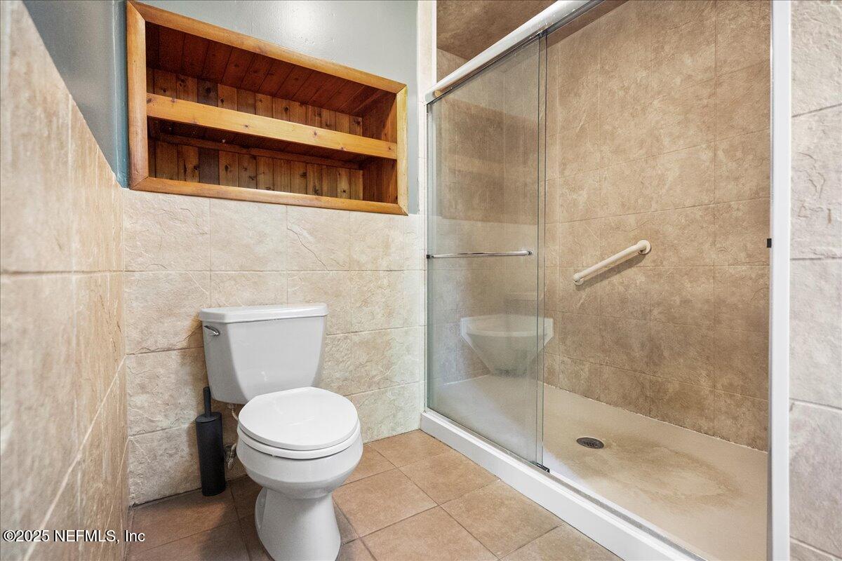 1344 Degrove Road St. Johns, FL 32259 - Photo 31 of 53 Owner Suite Bathroom