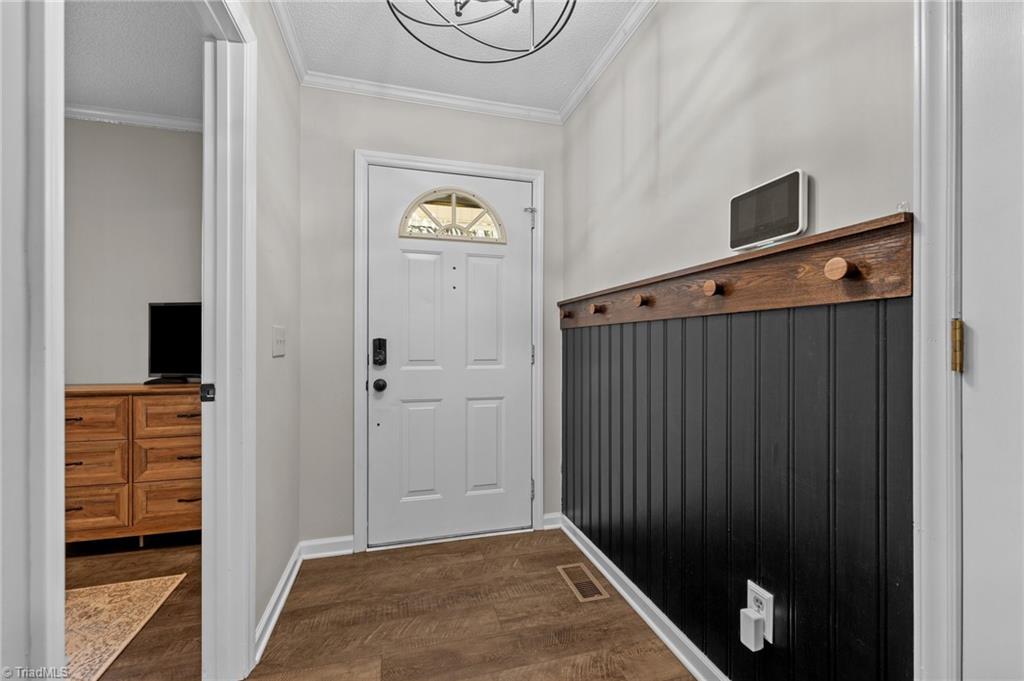 309 Old Farm Road Graham, NC 27253 - Photo 2 of 17 Gallery Image 2