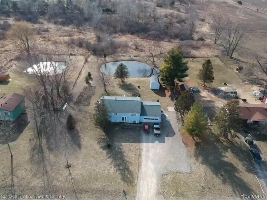 10275 Byron Road Fowlerville, MI 48836 - Photo 2 of 22 IMG_3345.jpg