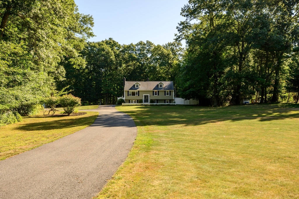 258 State Street Hanson, MA 02341 - Photo 3 of 38