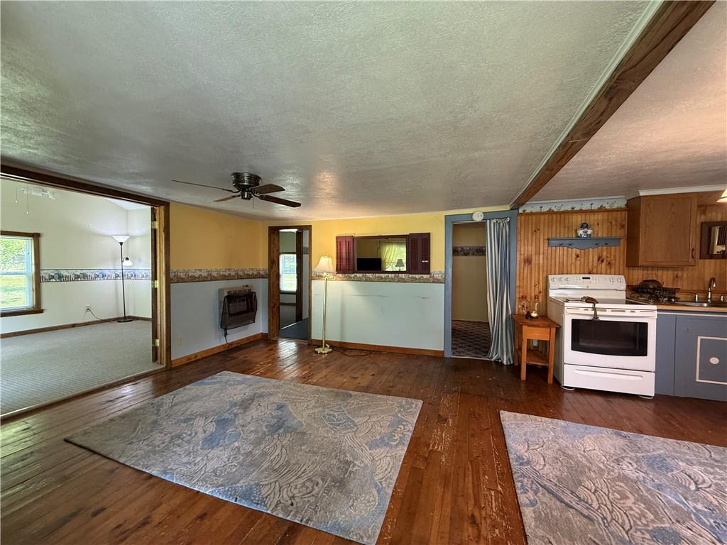 71 Cougar Lane Leeper, PA 16233 - Photo 10 of 29