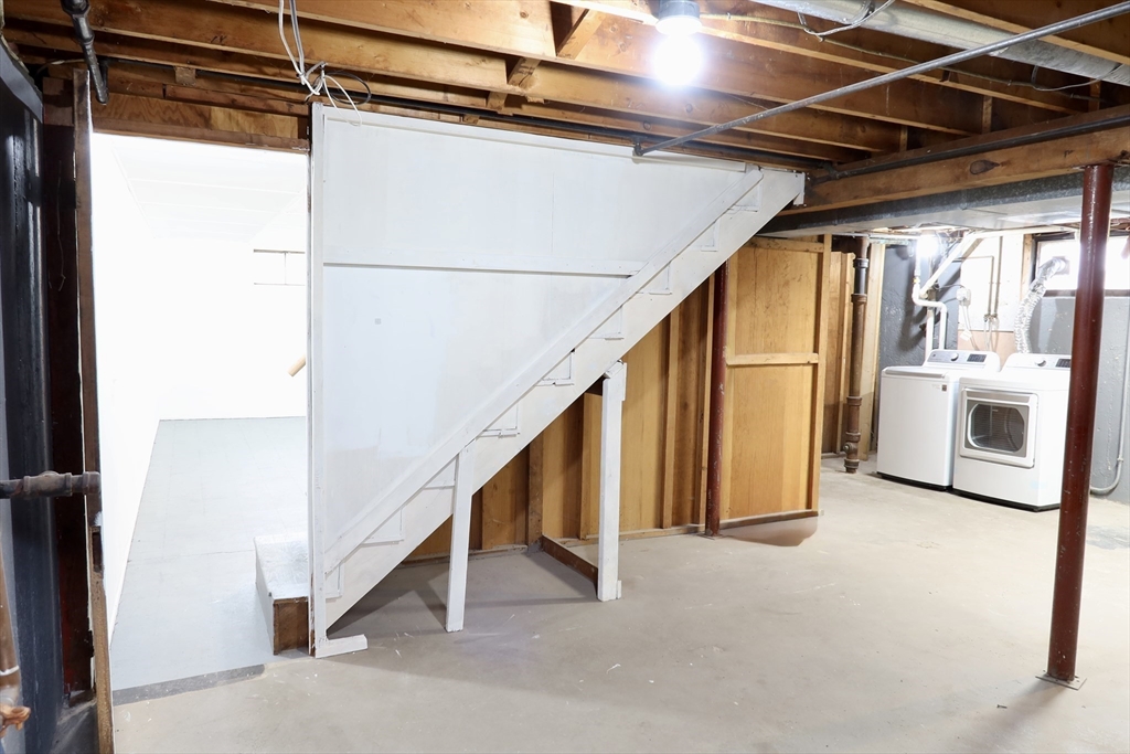 31 Mohawk Road Burlington, MA 01803 - Photo 23 of 25