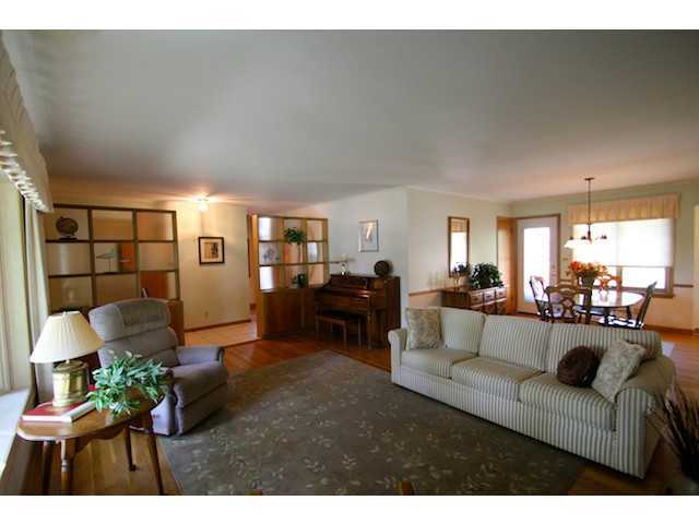 3491 Kirkham Road Columbus, OH 43221 - Photo 5 of 19