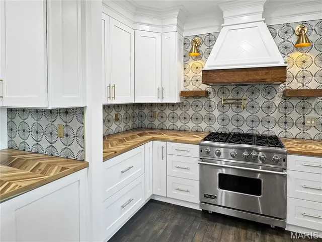 $725,000 | 2787 Stone Crest Drive, Washington, MO 63090