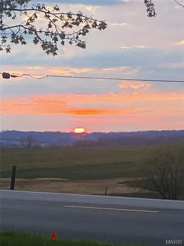 $725,000 | 2787 Stone Crest Drive, Washington, MO 63090