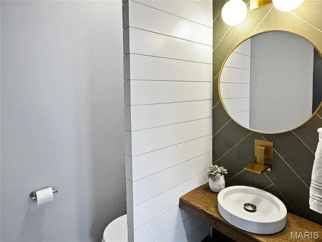 $725,000 | 2787 Stone Crest Drive, Washington, MO 63090