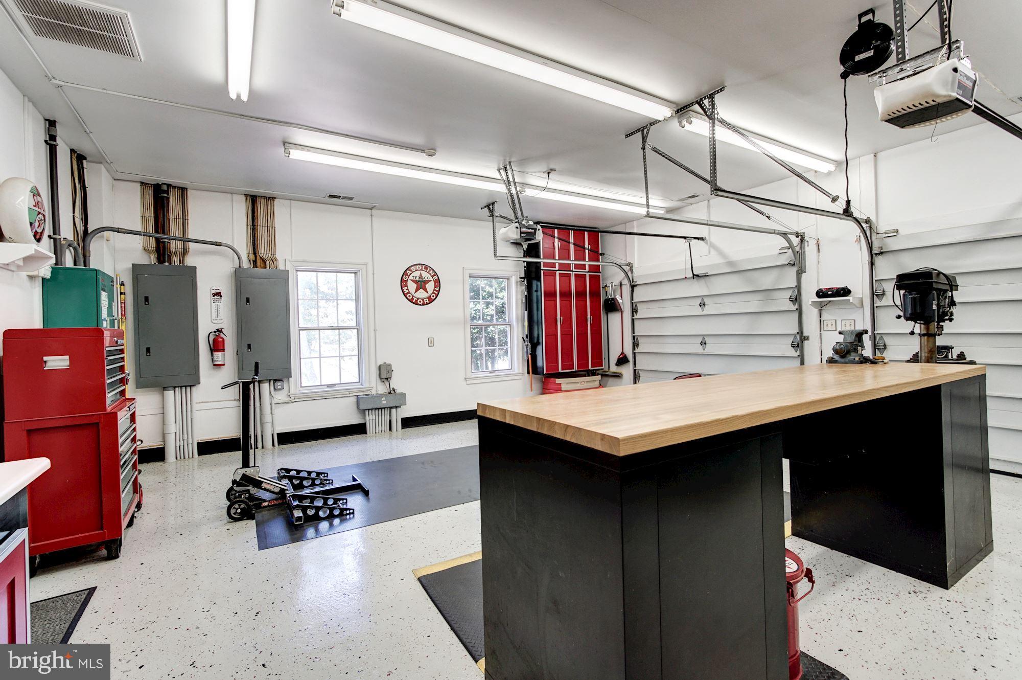 500 Swaggers Point Road Solomons, MD 20688 - Photo 40 of 59 Garage