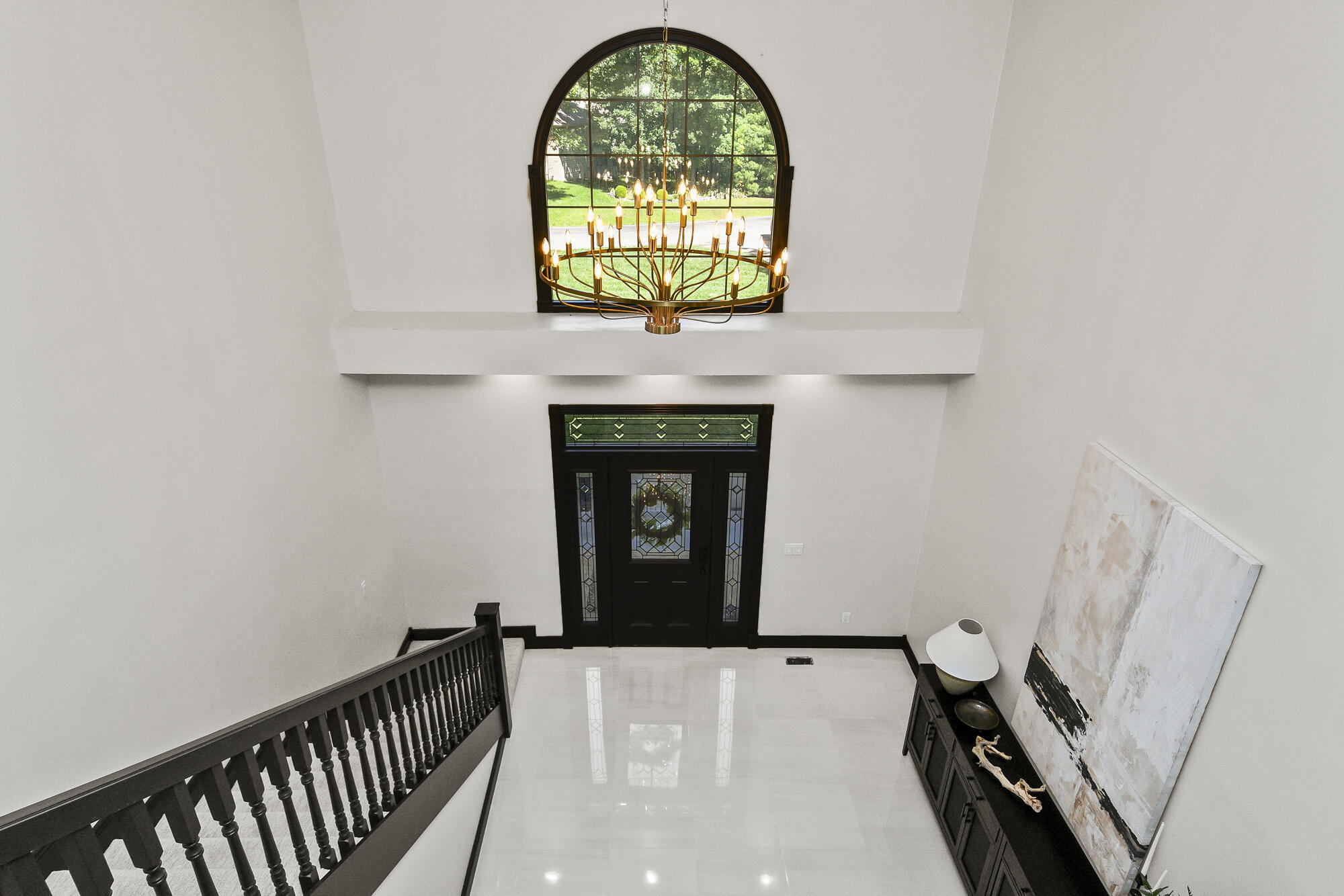 1013 Silvercrest Place Reeds Spring, MO 65737 - Photo 14 of 92 Entry Foyer from Second Floor Walkway