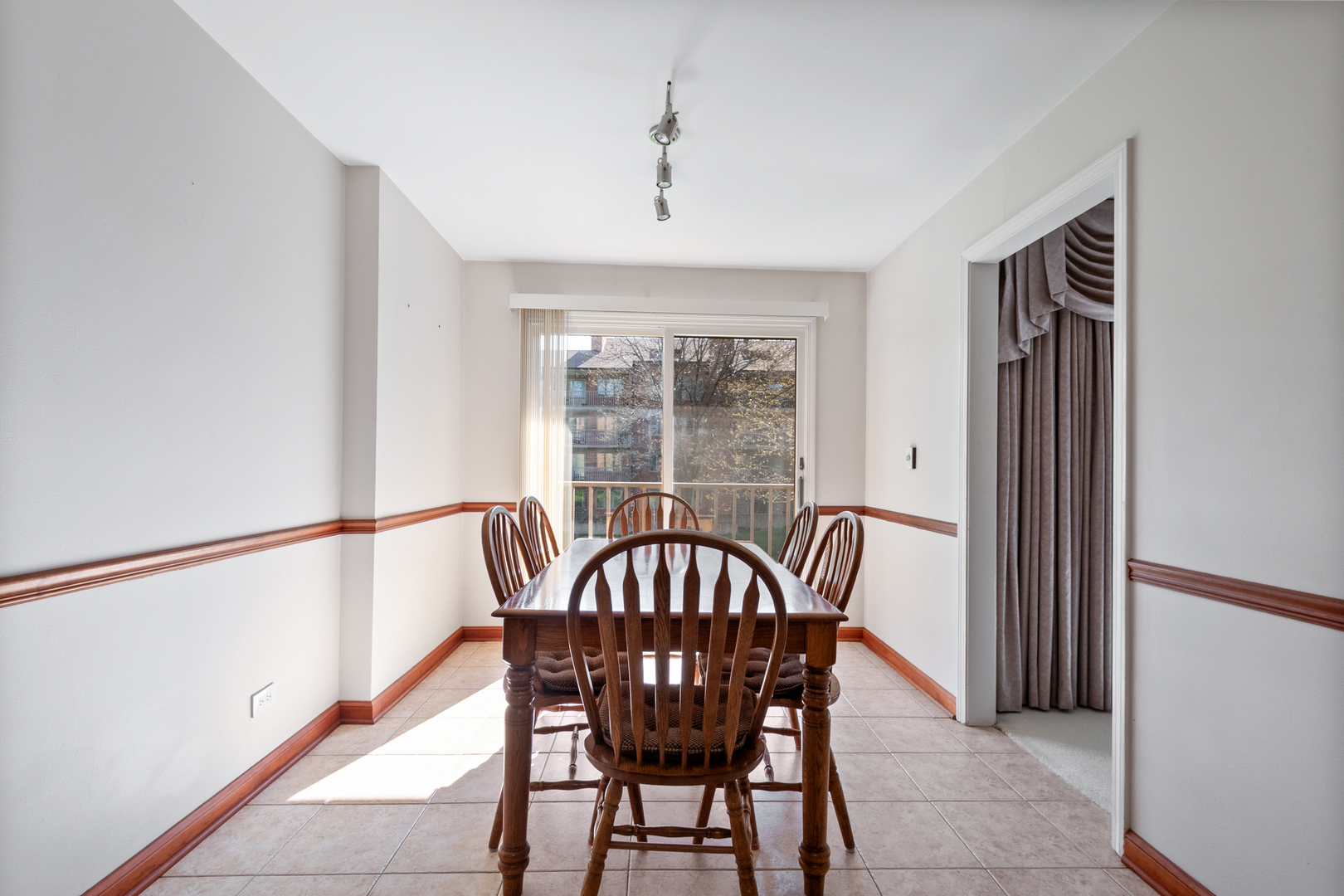 22 Park Lane, Unit 204 Park Ridge, IL 60068 - Photo 12 of 31