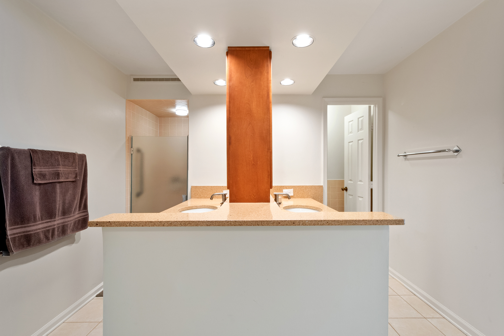 22 Park Lane, Unit 204 Park Ridge, IL 60068 - Photo 19 of 31