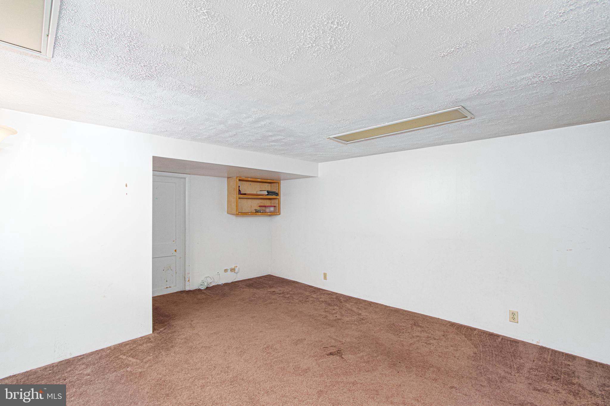 1530 Gleneagle Road Baltimore, MD 21239 - Photo 21 of 56