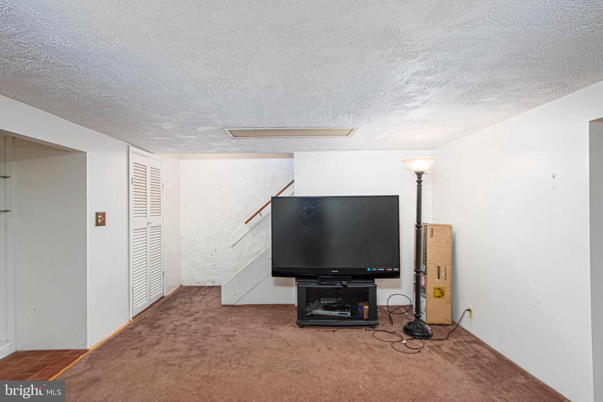 1530 Gleneagle Road Baltimore, MD 21239 - Photo 23 of 56