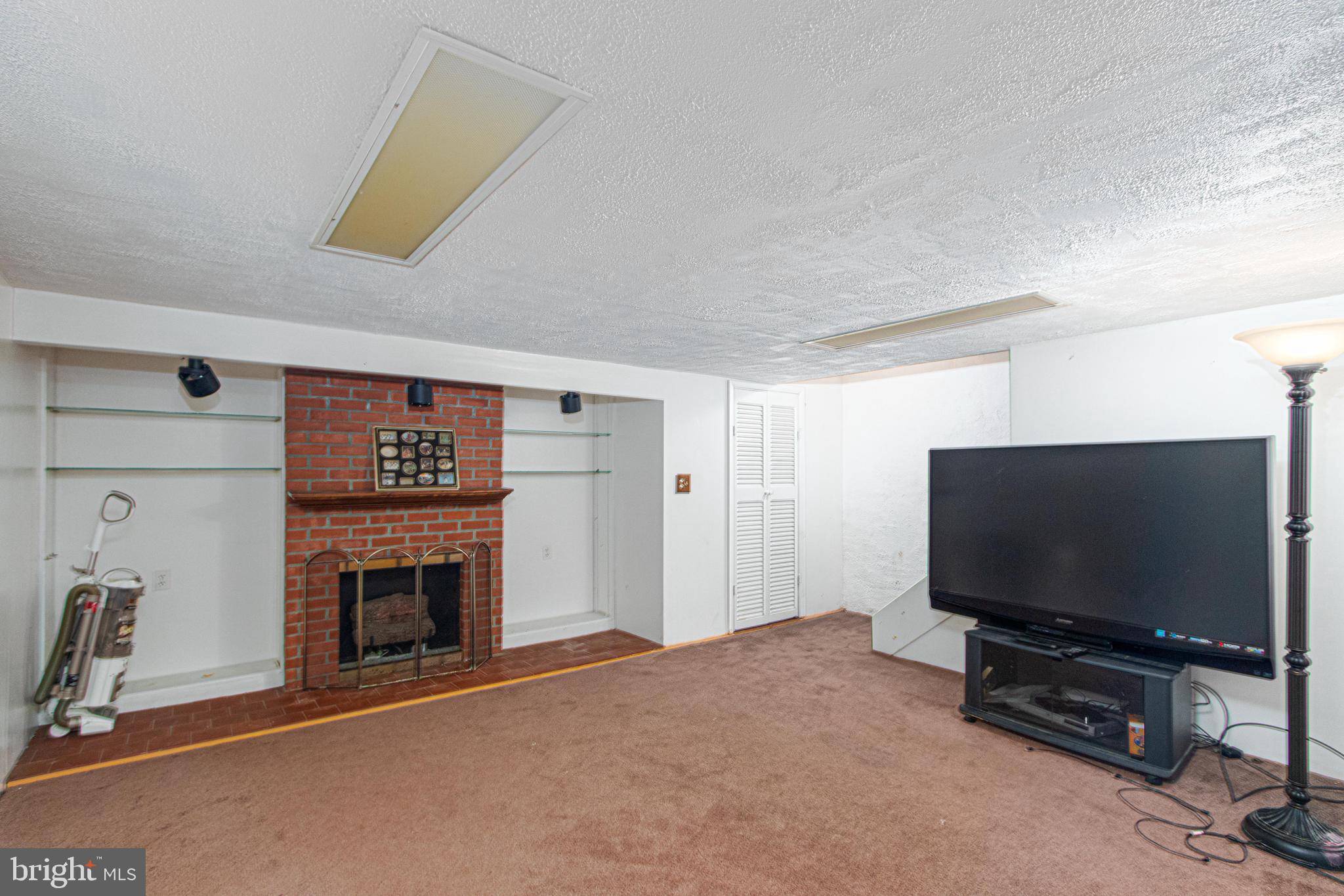 1530 Gleneagle Road Baltimore, MD 21239 - Photo 24 of 56