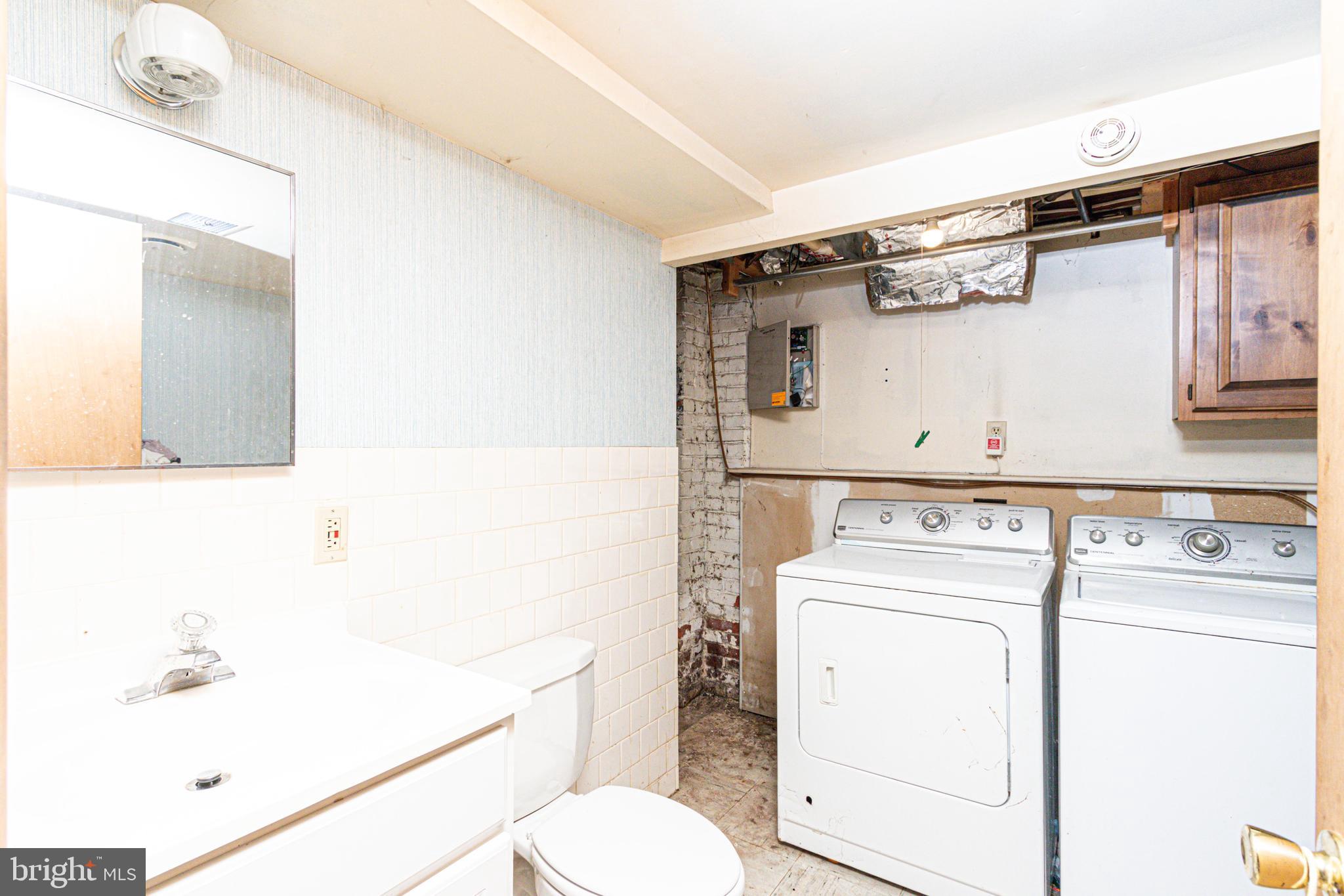 1530 Gleneagle Road Baltimore, MD 21239 - Photo 27 of 56