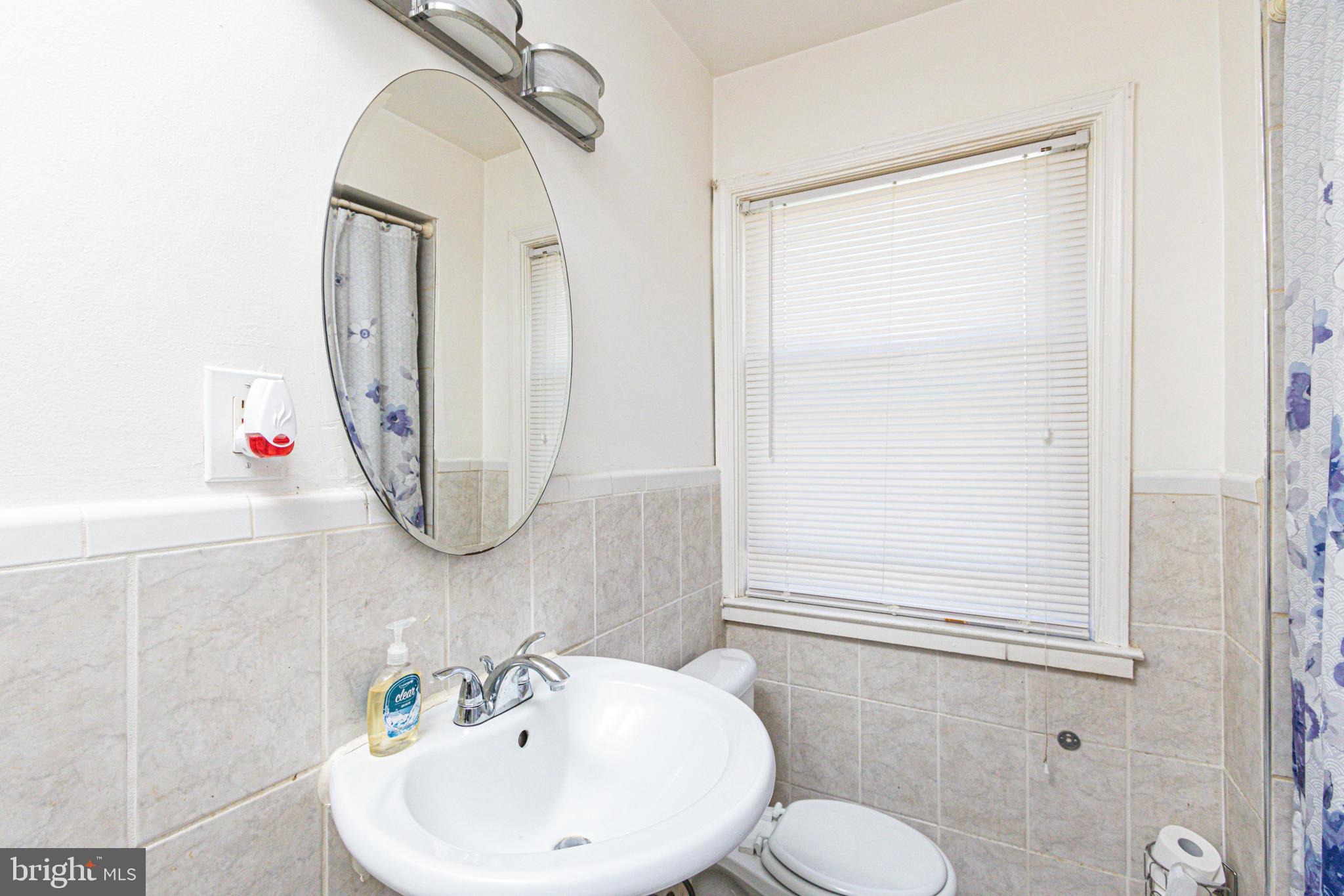 1530 Gleneagle Road Baltimore, MD 21239 - Photo 40 of 56