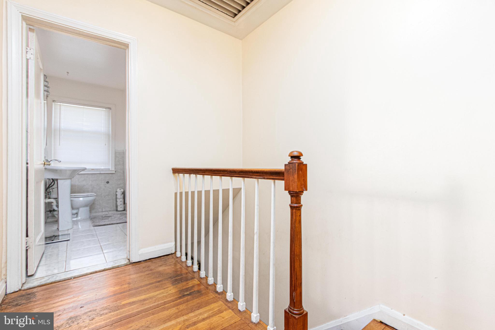 1530 Gleneagle Road Baltimore, MD 21239 - Photo 41 of 56