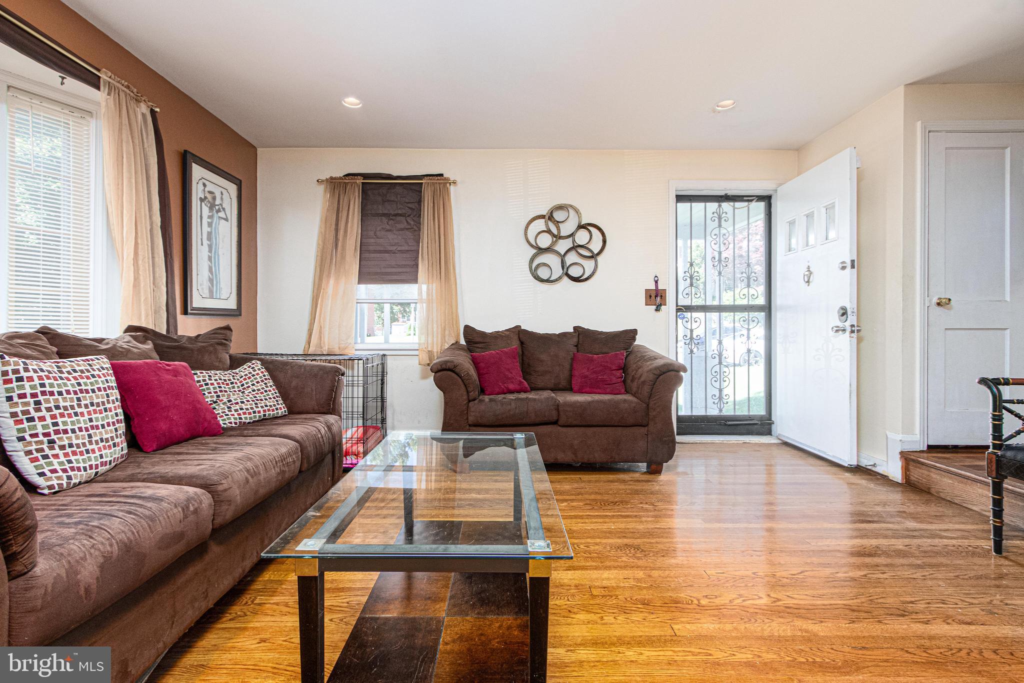 1530 Gleneagle Road Baltimore, MD 21239 - Photo 7 of 56