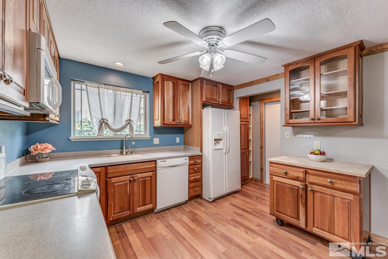 4310 Houston Drive Reno, NV 89502 - Photo 6 of 27 Photo 6