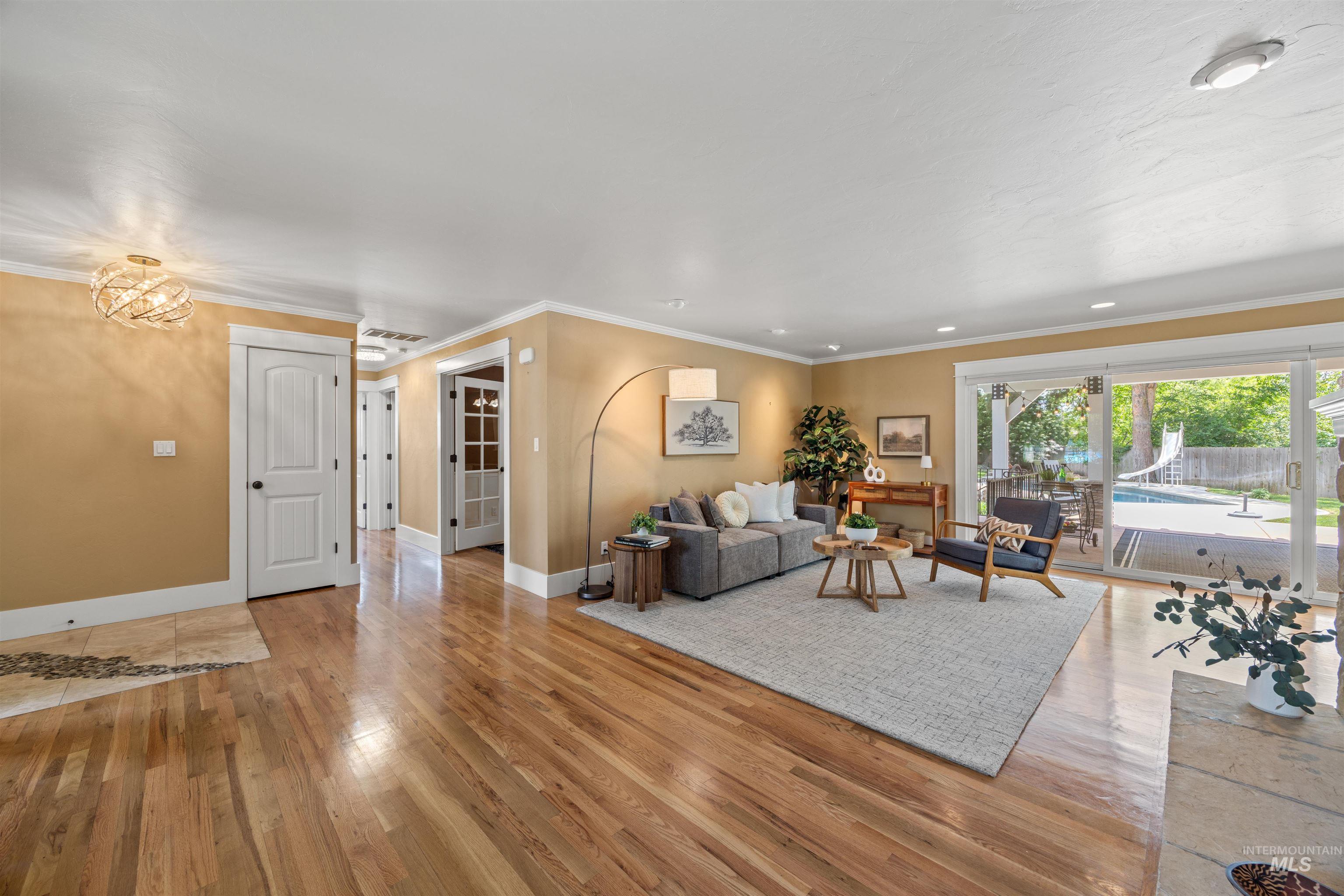 2914 North Alamo Road Boise, ID 83704 - Photo 7 of 50