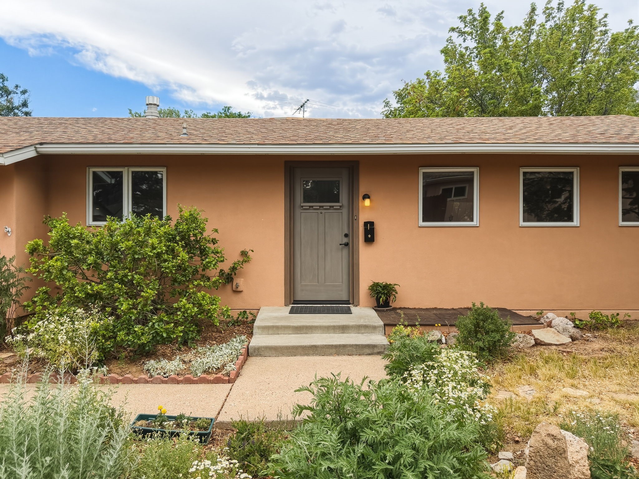 1063 Pinon Loop Los Alamos, NM 87544 - Photo 25 of 45